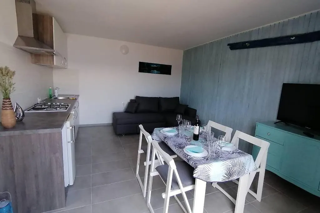 Apartment By The Sea- Santa Marina Rasa